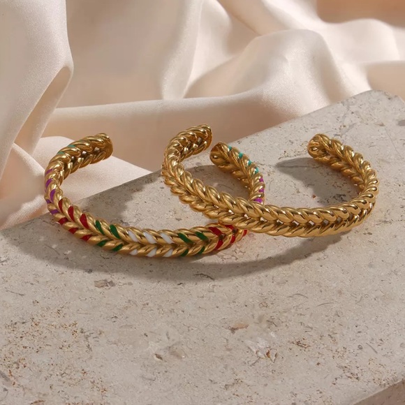 New 18K Gold Enamel Open Bracelet Bangles - Picture 5 of 7